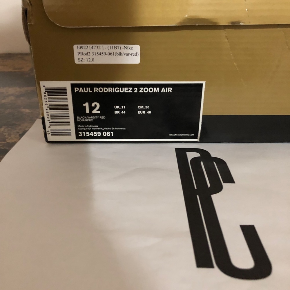 Nike SB Zoom Air P-Rod II "Valentine’s Day Massacre" Sneakers - Picture 3 of 4